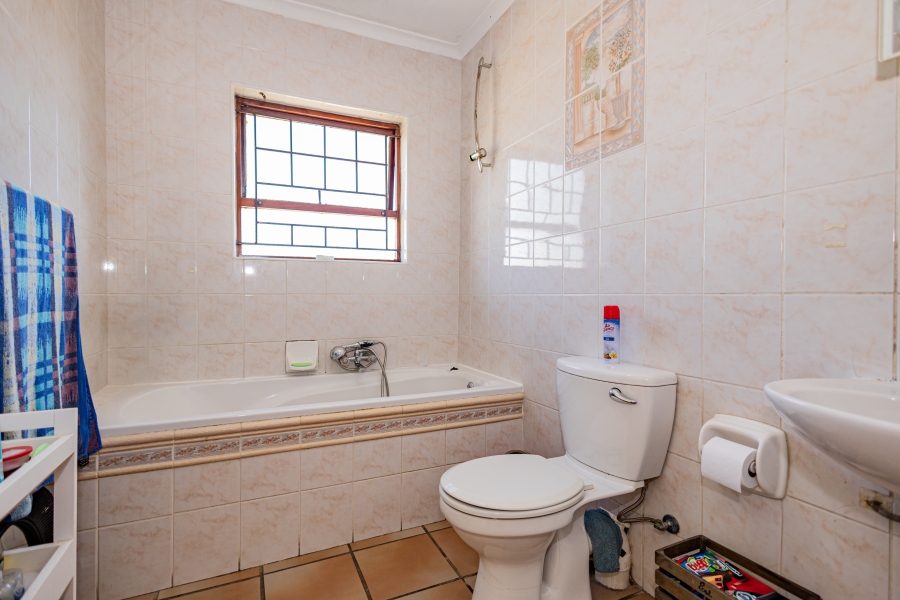 3 Bedroom Property for Sale in Brackenfell South Western Cape